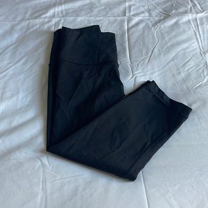Lululemon Black capri leggings